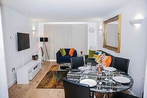 Riverside 2 Bed Apartment