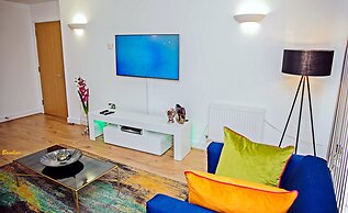 Riverside 2 Bed Apartment