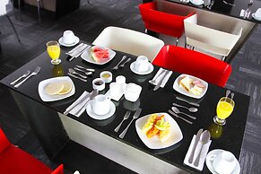 White Lighthouse Hotel