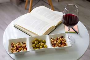 White Lighthouse Hotel