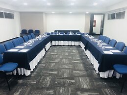 White Lighthouse Hotel