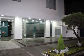 White Lighthouse Hotel