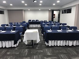 White Lighthouse Hotel