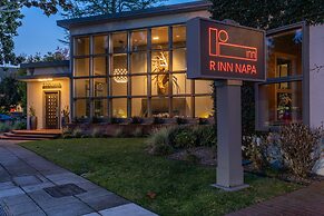 R Inn Napa