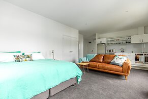 Provincial Apartment 1