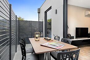 Manhattan Apartments - Caulfield North