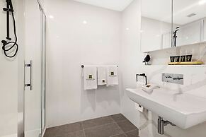 Manhattan Apartments - Caulfield North