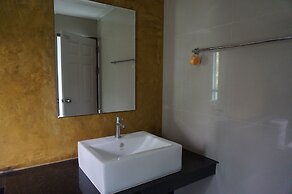 Rommai Plai Tawan Trang