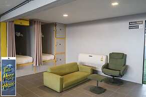 Full Moon' House - Hostel