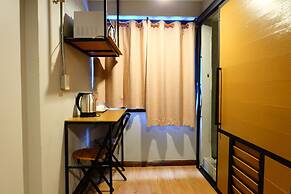 Full Moon' House - Hostel