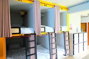 Full Moon' House - Hostel