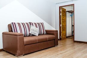 Full Moon' House - Hostel