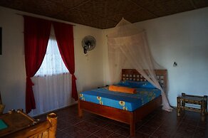 Pintuyan Dive Resort