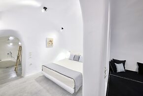 Cave Suite Oia