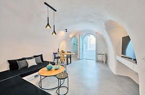 Cave Suite Oia
