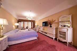 Chengdu Longhu Beach Hotel