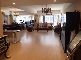 Chengdu Longhu Beach Hotel