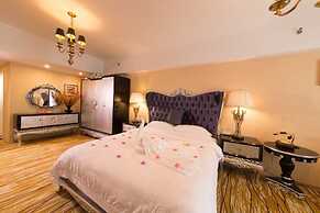 Chengdu Longhu Beach Hotel