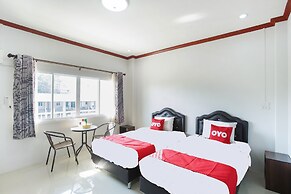 OYO 75394 Sakthong Grand Hotel