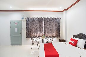 OYO 75394 Sakthong Grand Hotel