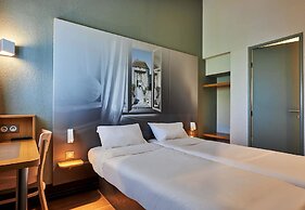 B&B HOTEL CAEN Sud