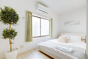 Momodani House