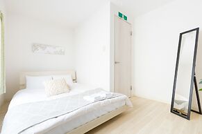 Momodani House