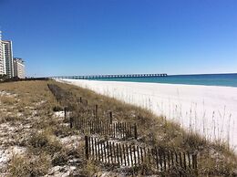 Sea Oats 4 Bedroom Condo by RedAwning