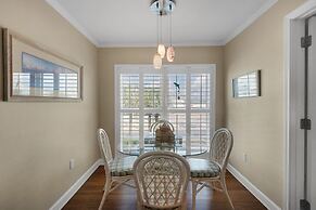 Sea Oats 4 Bedroom Condo by RedAwning