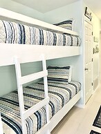 Island Dream 1 Bedroom Condo by RedAwning