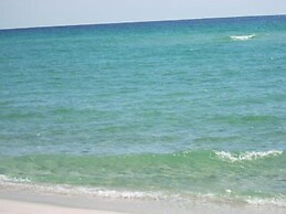 Island Dream 1 Bedroom Condo by RedAwning