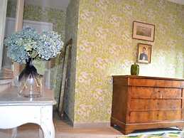 Maison Jaffran, Suite en Ville