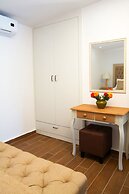 Salonikiou Beach Luxury Residences