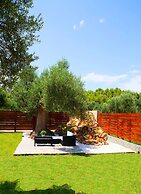 Salonikiou Beach Luxury Residences