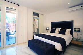 Salonikiou Beach Luxury Residences