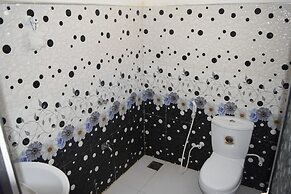 Gloriya Mathews Family Guest House