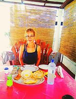 Gloriya Mathews Family Guest House