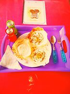 Gloriya Mathews Family Guest House