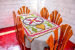 Gloriya Mathews Family Guest House