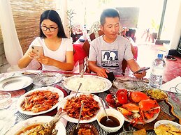 Gloriya Mathews Family Guest House