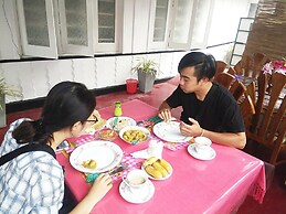 Gloriya Mathews Family Guest House