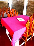 Gloriya Mathews Family Guest House