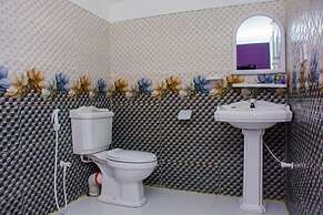 Gloriya Mathews Family Guest House