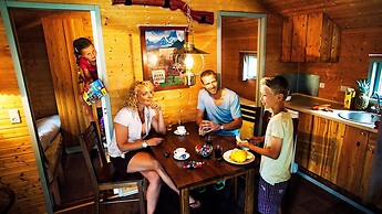 LEGOLAND Wild West Cabins