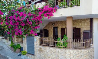 MarGio Skiathos Apartments