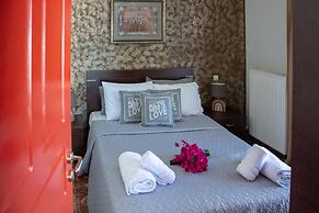 MarGio Skiathos Apartments