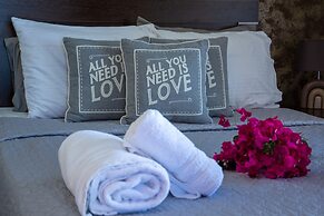 MarGio Skiathos Apartments