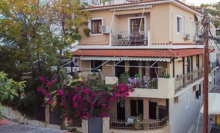MarGio Skiathos Apartments