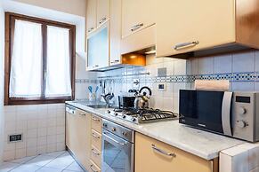Heart of Florence Pitti 2 Bed-apartment