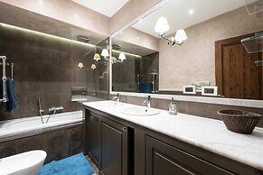 Heart of Florence Pitti 2 Bed-apartment